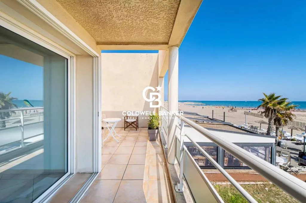 Balcony - Luxury Villa with Sea View in Carnon-Plage