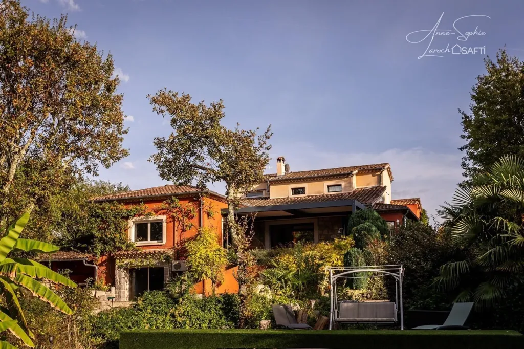 Garden - Exceptional Villa with River Access in Ardèche Gorges