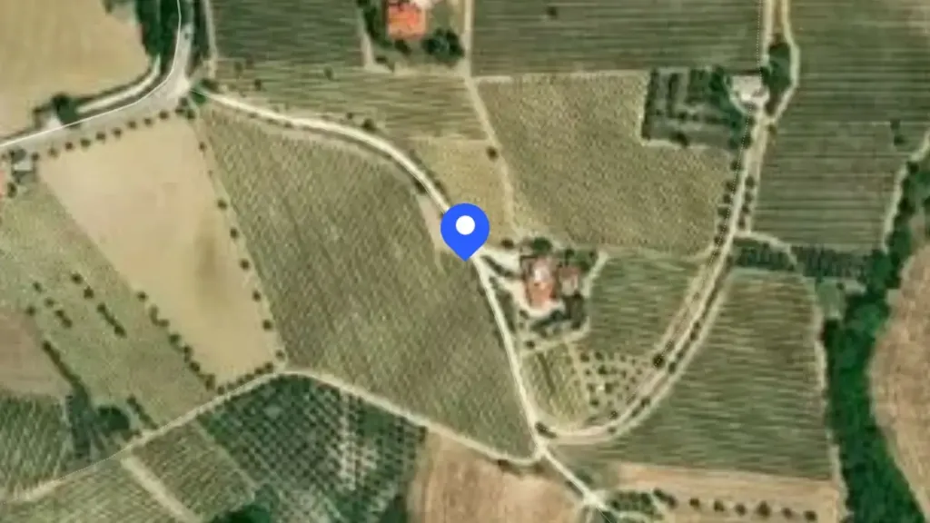 Residential Complex with Agricultural Land in Offida