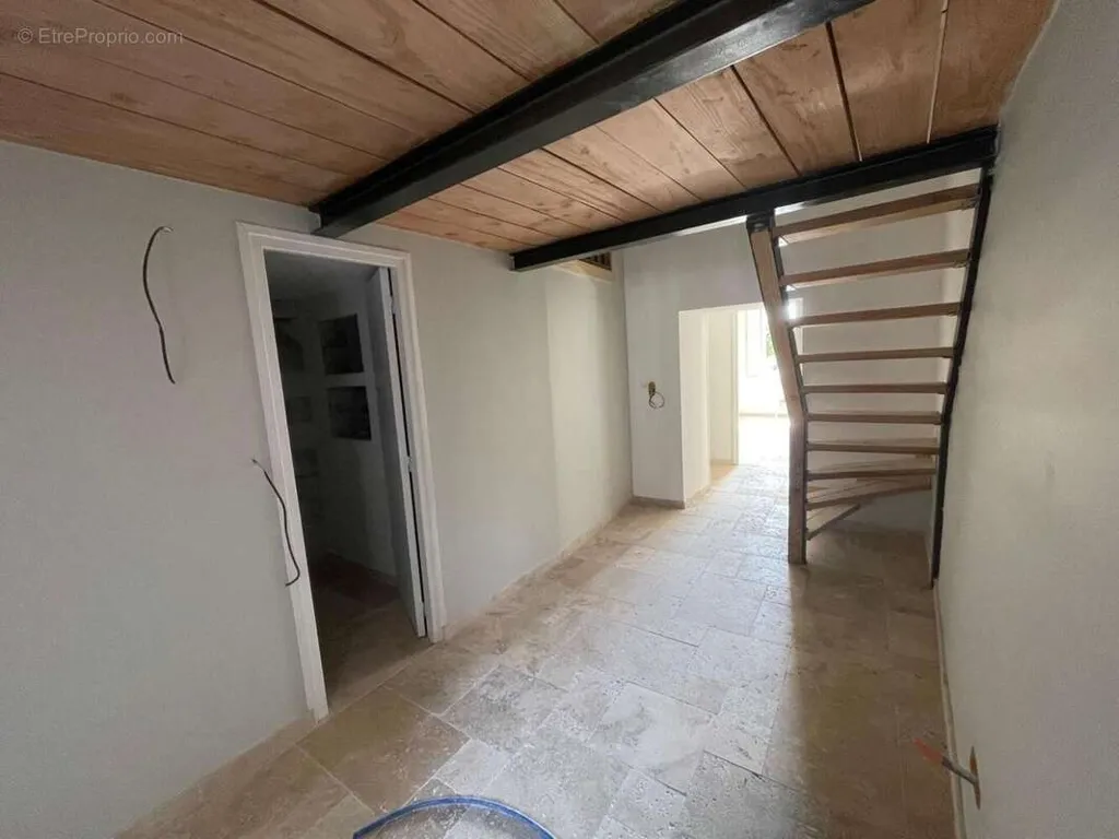 Appartement à Le Luc