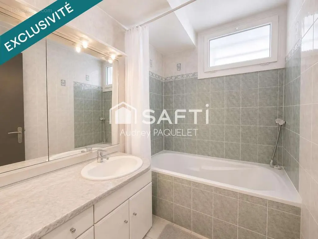 Vannitoad - Apartment with Balcony in Dijon