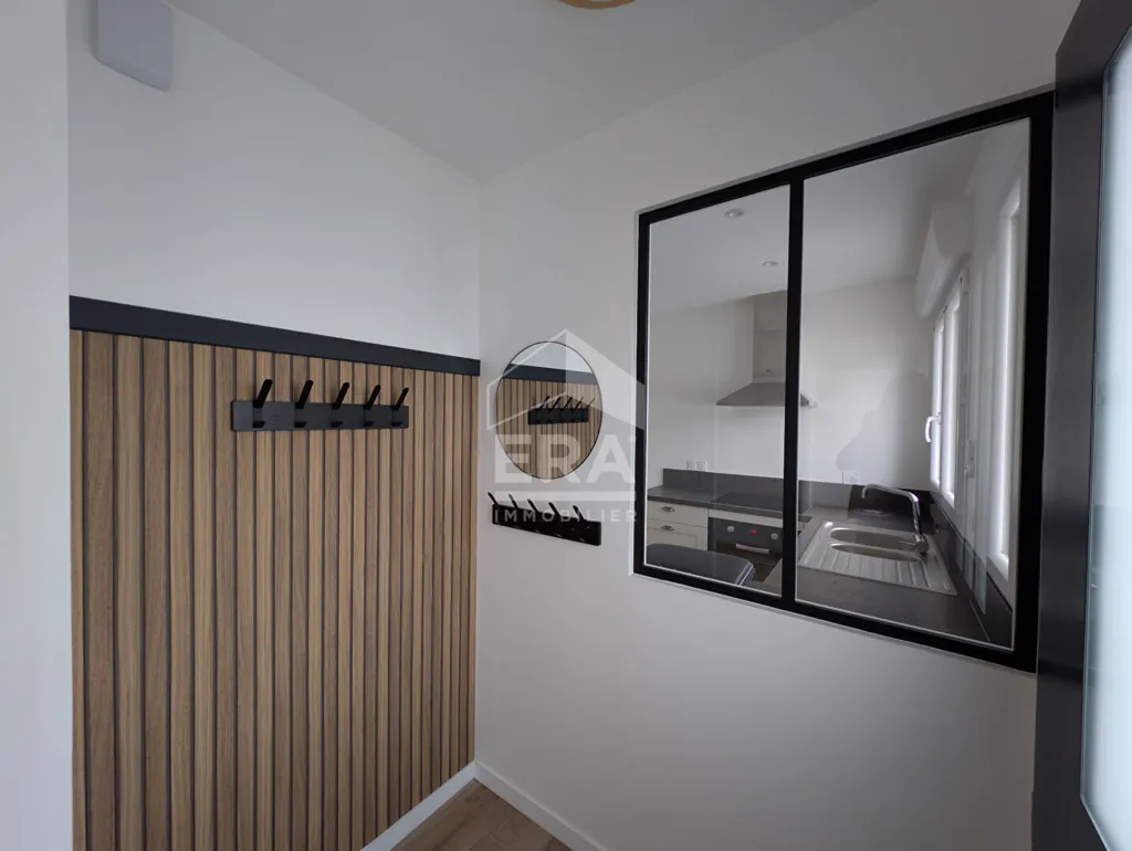 Hallway - Ground Floor House with Private Garden in La Teste-de-Buch