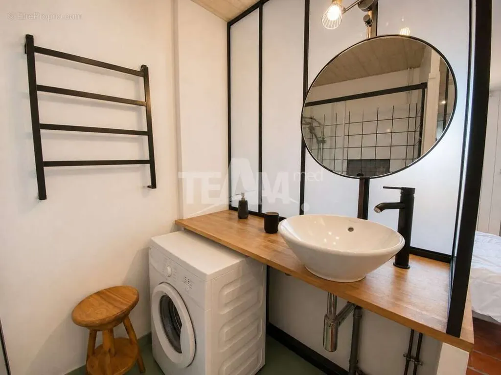 Salles de bain - Appartement T2 Traversant en Centre-Ville