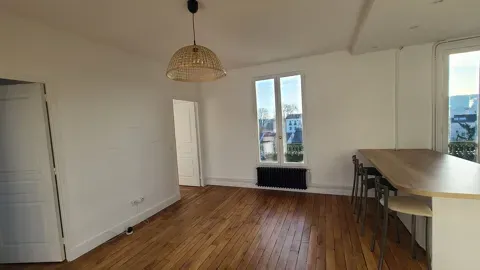 Soggiorno - Meubled 3-Piece Flat with Balcony in Meudon