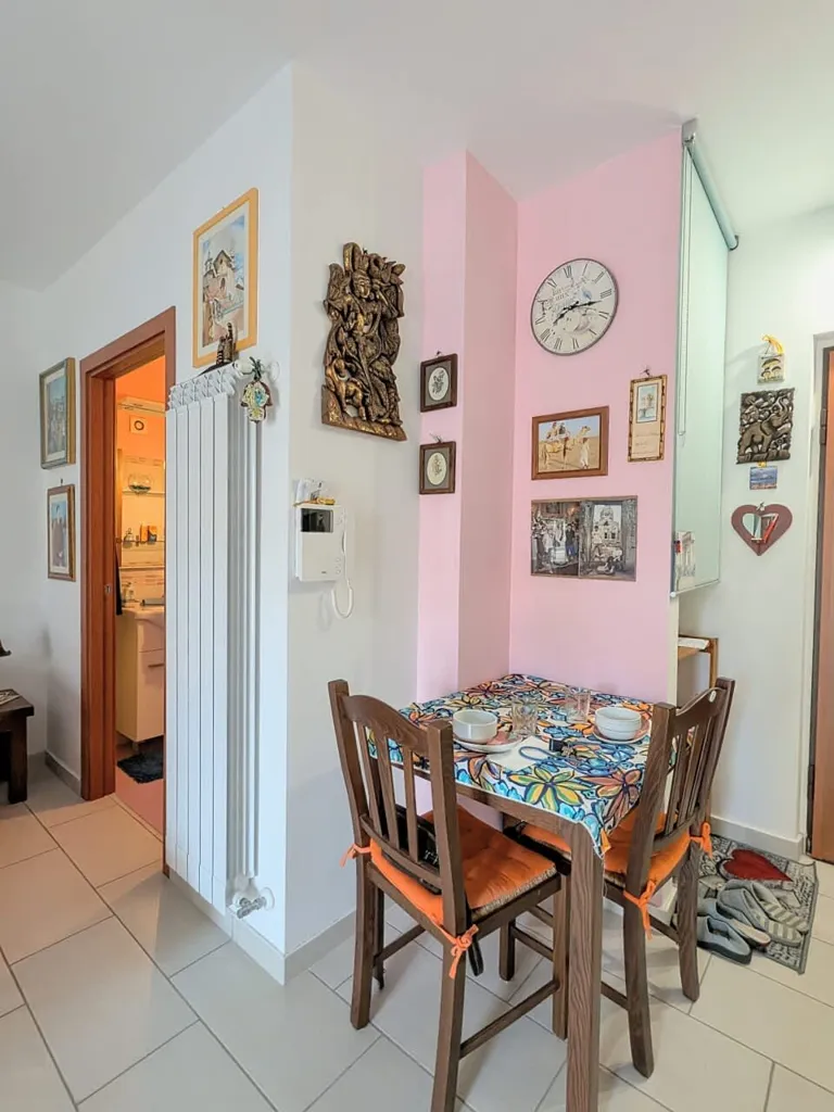 Söögituba - Modern Apartment with Parking in Nettuno Centre