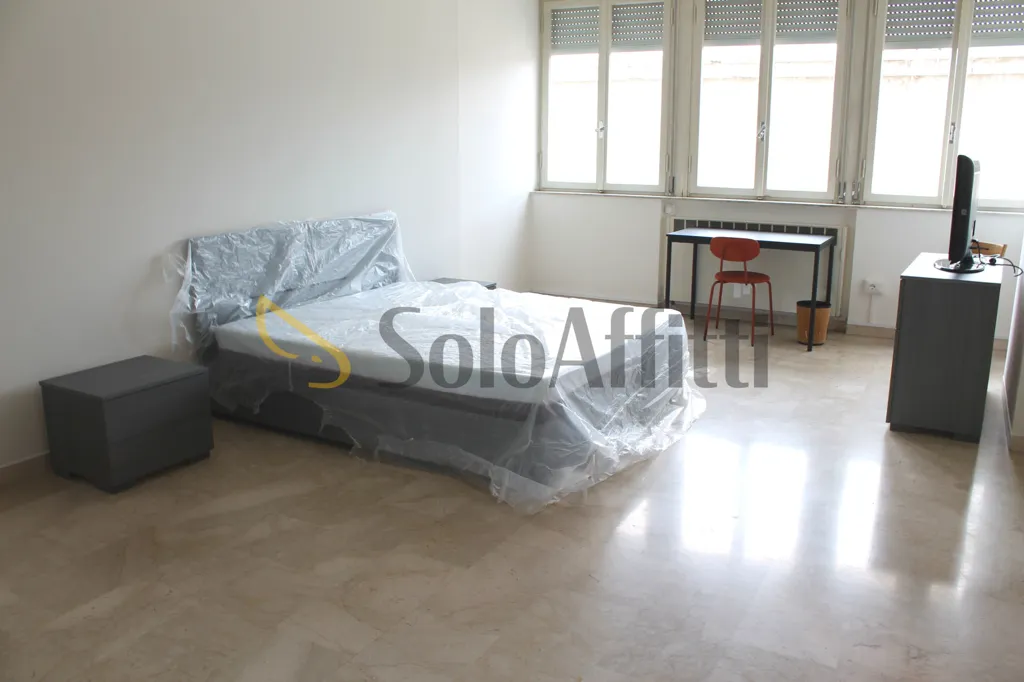 Chambres - Shared Apartment with Modernised Rooms in City Centre