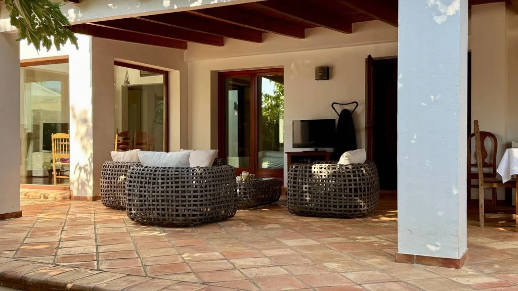 Terrasse - Luxury Villa with Two Residences in Ondara