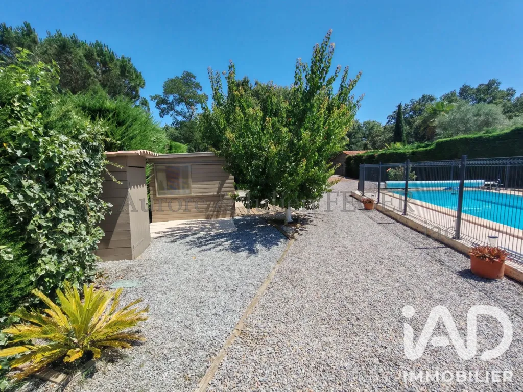 Piscina - Characterful Villa with Pool in Trouillas