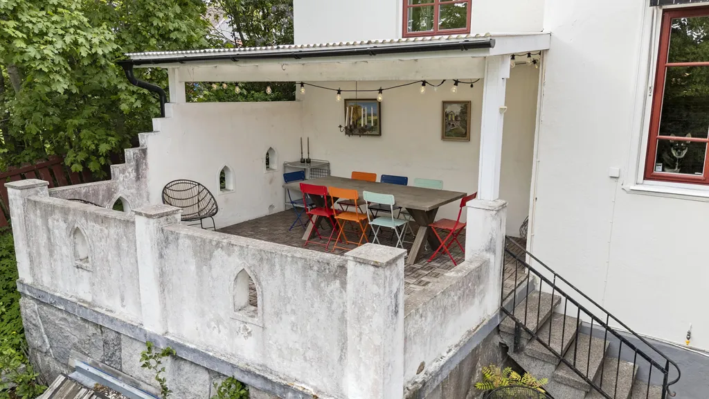 Terrazza - Charming House with Historic Features in Old Town, Köping