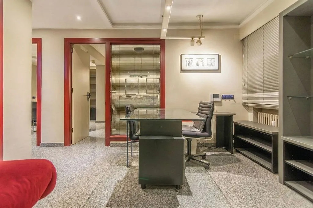 Bureau - Flat with Central Heating in Oviedo