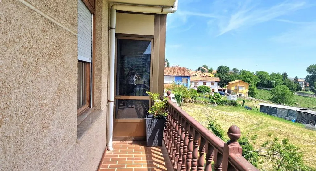 Rõdu - Chalet with Terrace in Reocín