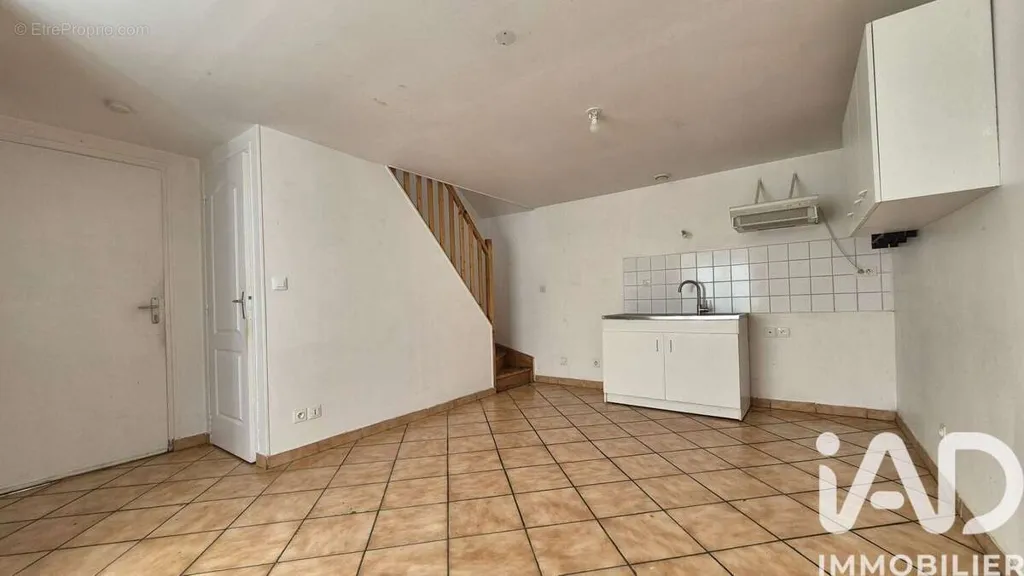 Köök - Investment Property with Two Apartments in Pluvigner