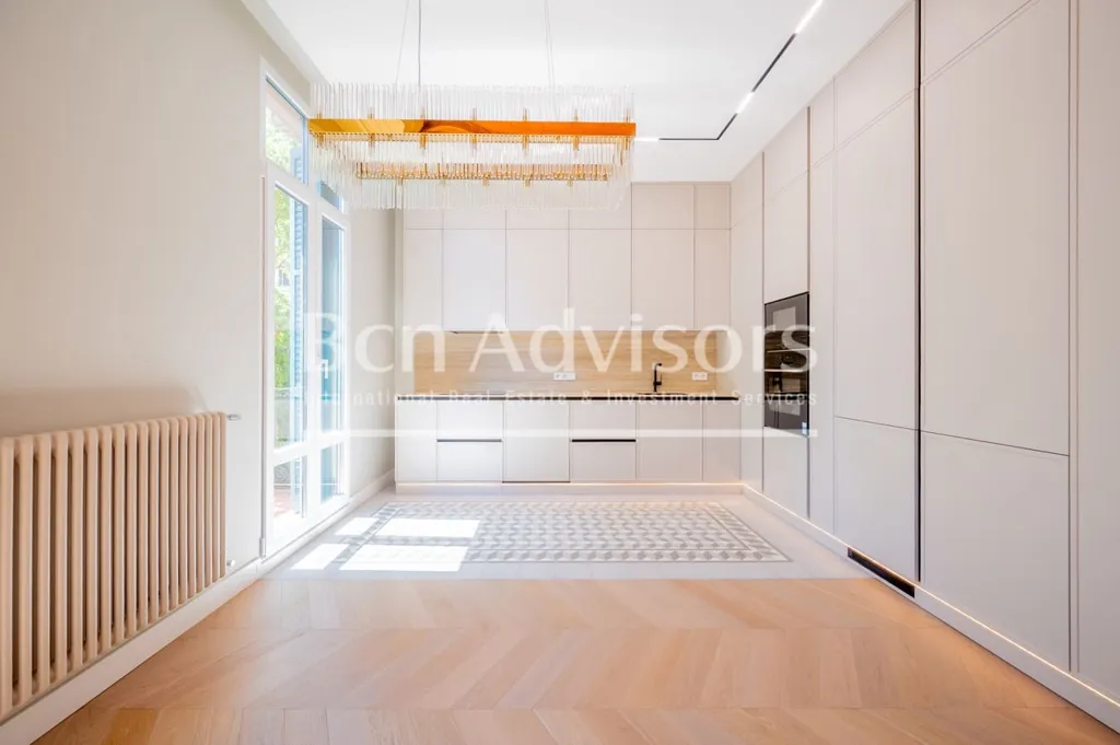 Köök - Refurbished Apartment with City Views in Dreta de l'Eixample