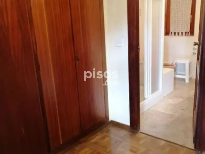 Ingresso - Six-Bedroom Flat with Park View in Albacete Centre
