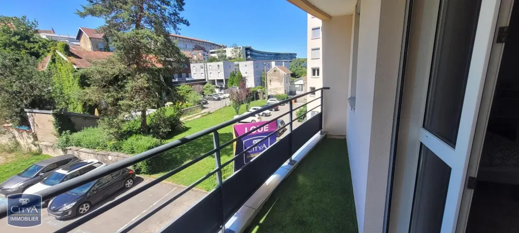 Balcon - Appartement meublé avec balcon à Besançon