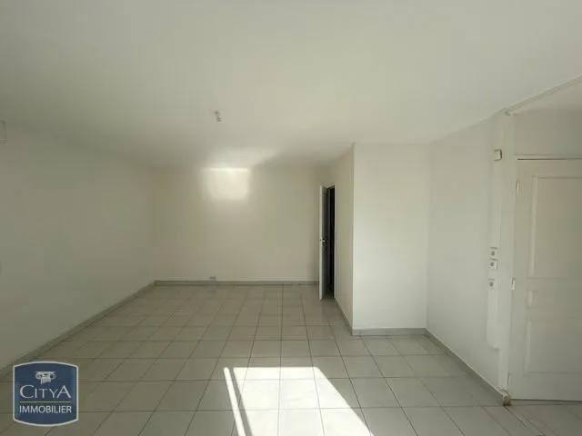 Toad - Modern Apartment with Balcony in Forbach