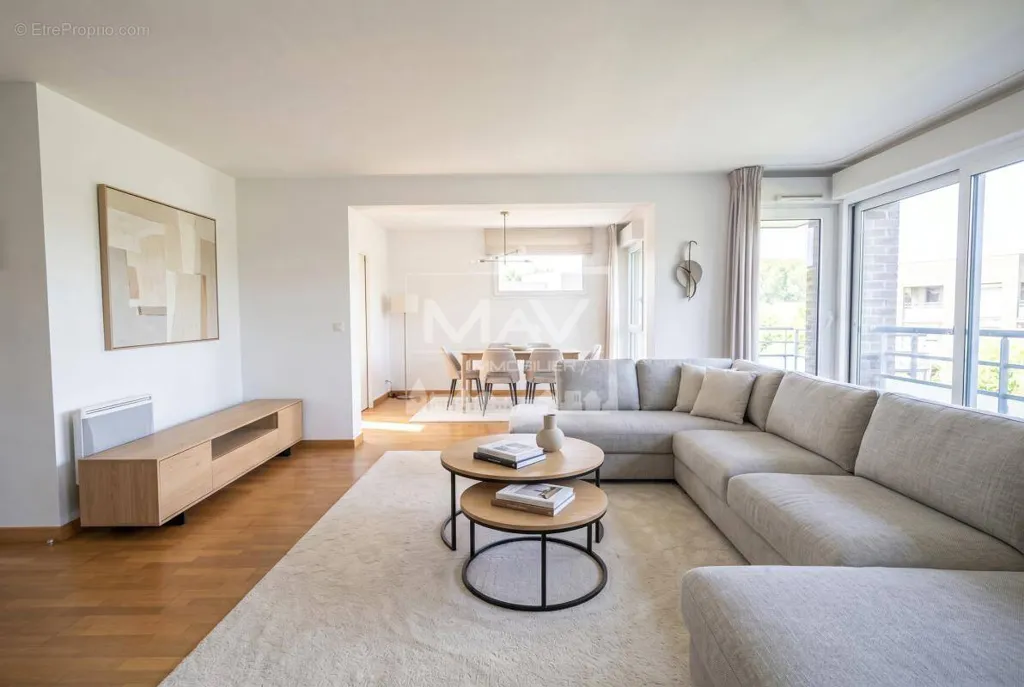 Elutuba - Luxury Apartment with Terrace in Bondues Centre
