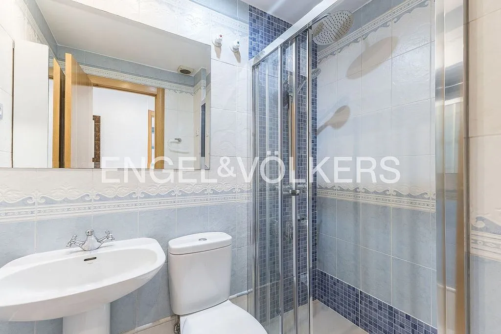 Apartment with Pool in La Maternitat i Sant Ramon