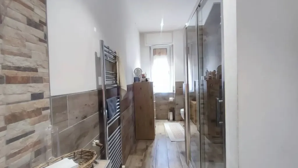 Salles de bain - Recently Refined Apartment with Terraces in Castelfiorentino