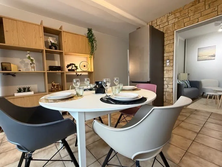Salle à manger - Chambres en Colocation avec Terrasse à Halanzy