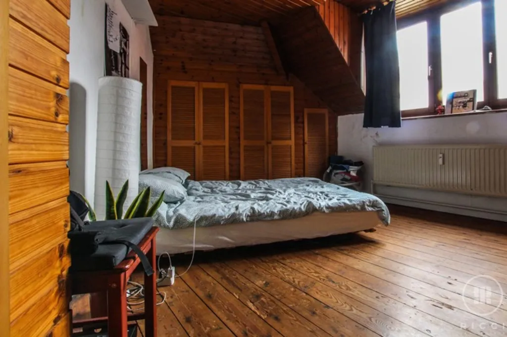 Chambres - Immeuble Mixte à Proximité du Square Marie-Louise à Bruxelles