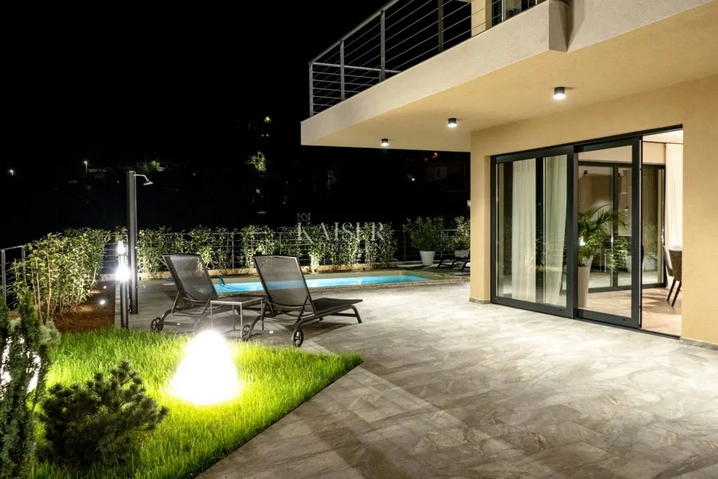 Terrass - Luxury Villa with Pool in Mošćenička Draga