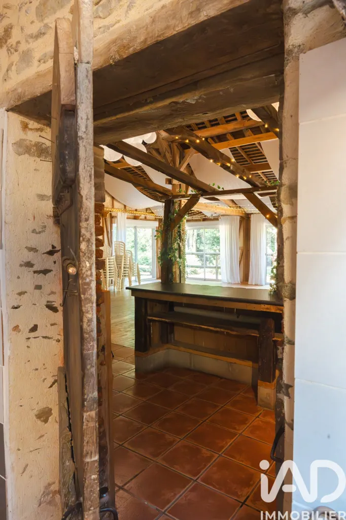 Maison 20 pièces à Les Hauts-d'Anjou
