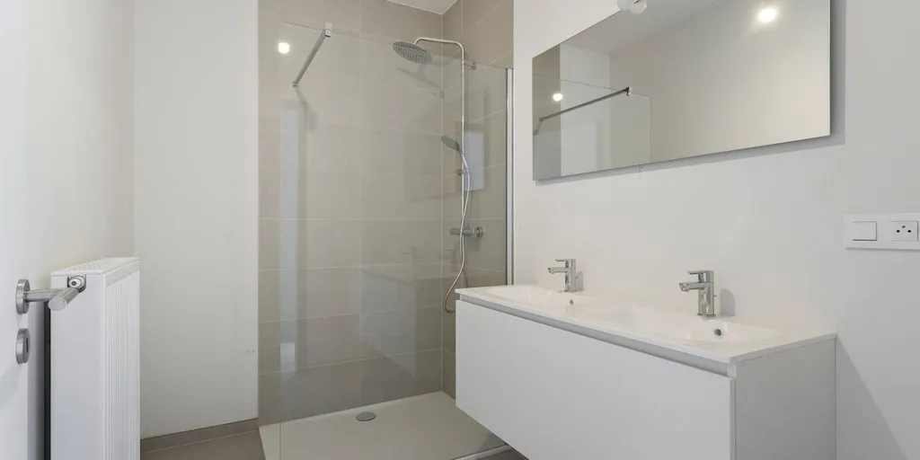 Salles de bain - Appartement avec vue parc à Boom