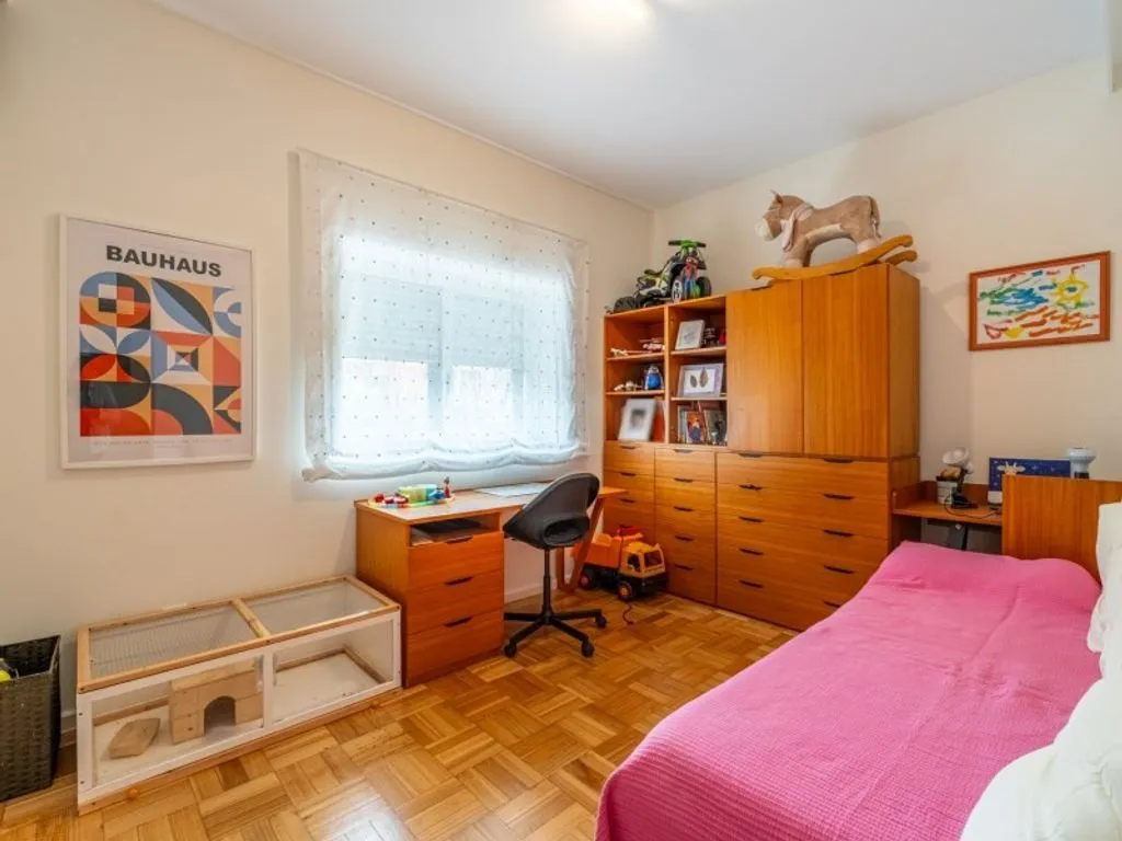 Bedrooms - Luxury Flat with South/North Orientation in Porto