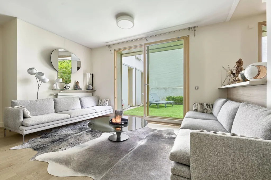 Elutuba - 2-Bed Apartment with Garden in Paris 16th