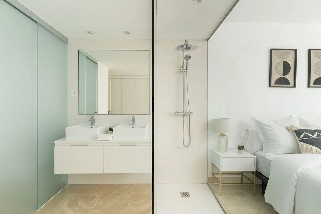 Salles de bain - Duplex with Pool and Terrace in Benahavís