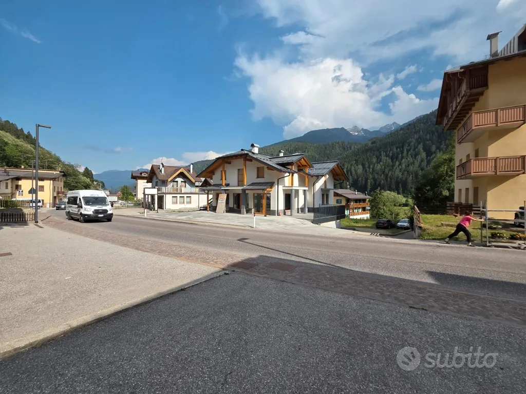 Exterior - New Commercial Units on SS42, Cusiano Trento