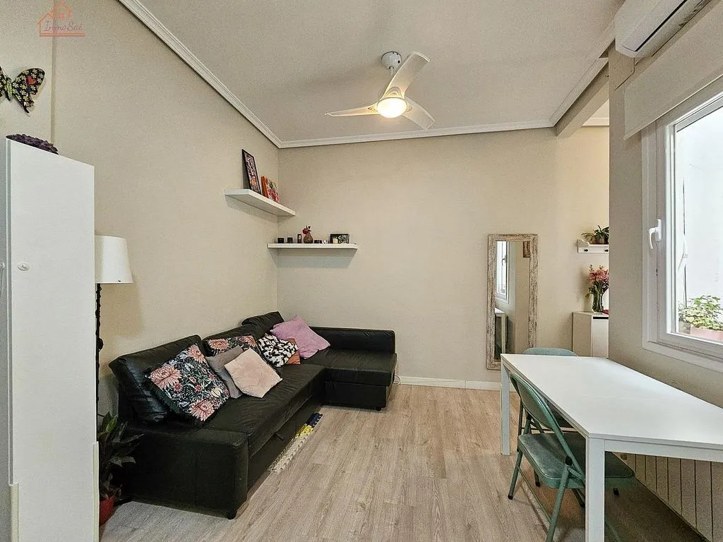 Elutuba - Furnished Flat with AC in Malasaña, Madrid