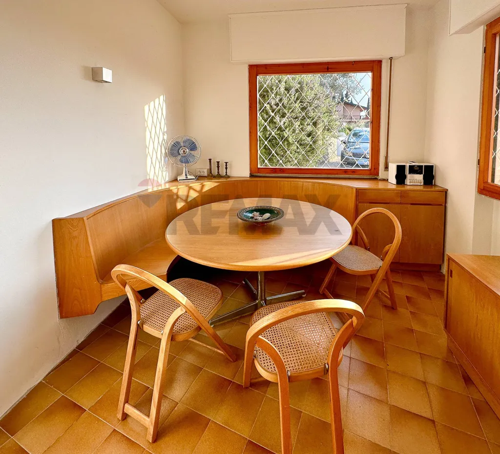 Sala da pranzo - Villa with Panoramic Lake View in Brenzone