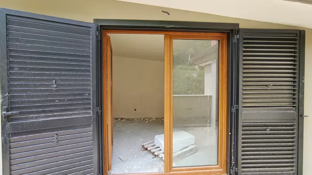 Balcon - Mansarded Flat with Solar Panel in Solofra