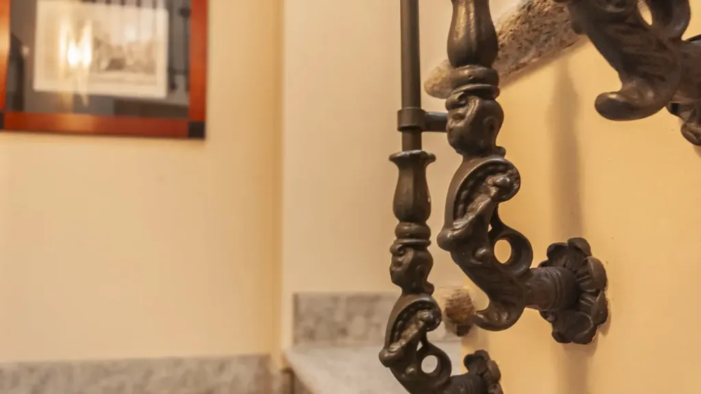 Pièces - Historic Villa with Panoramic Views in Grignasco