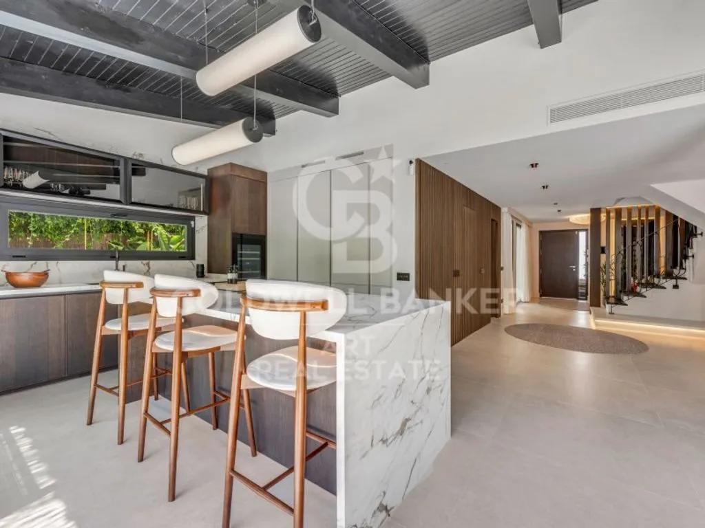 Cuisine - Luxury Villa with Pool in Nueva Andalucia