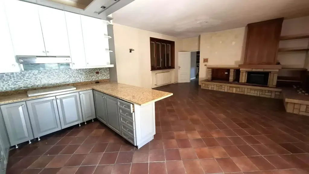 Köök - Villa with Garden in Ponte Dell'Olio