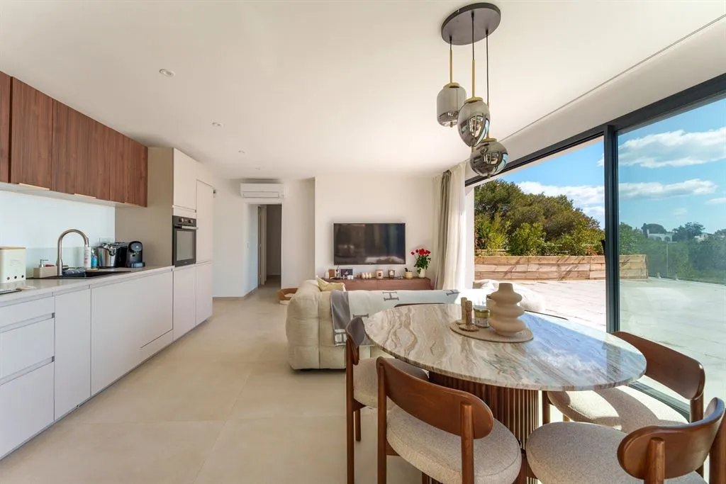 Cuisine - Appartement Contemporain avec Vue Mer à l'Ouest