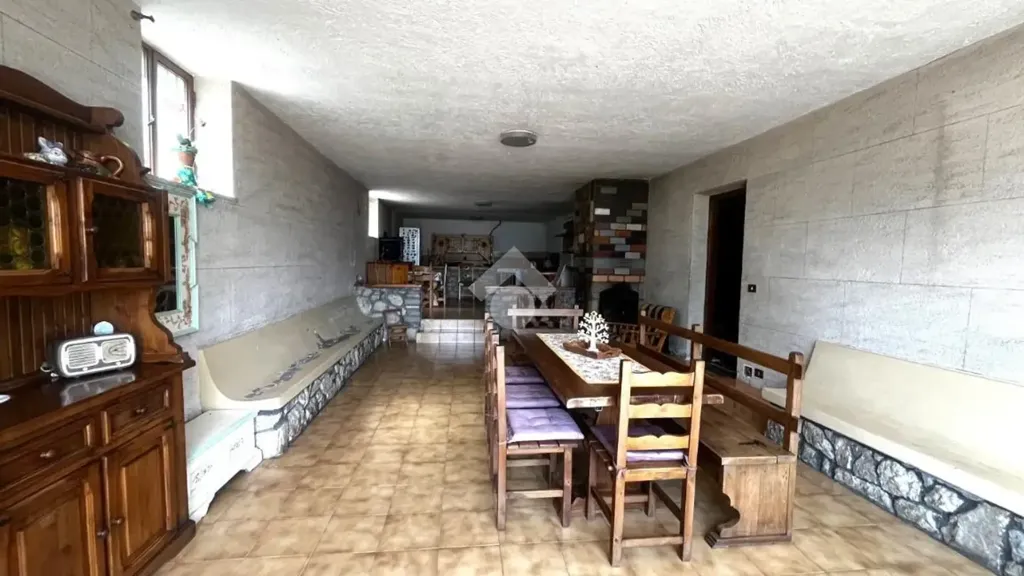 Salle à manger - Villa with Panoramic Balcony in Velletri
