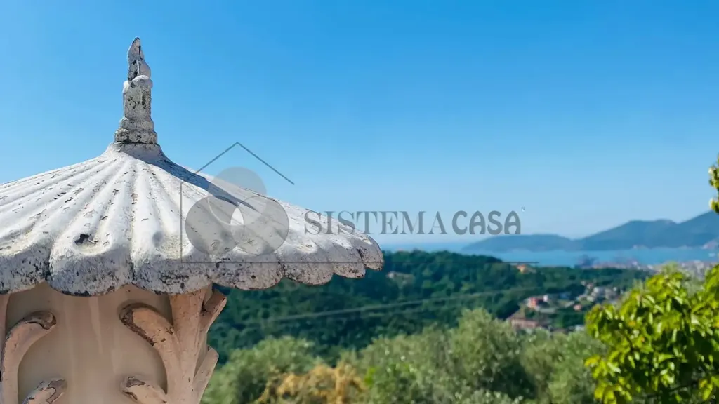Terrass - Villa with Sea View in Vezzano Ligure