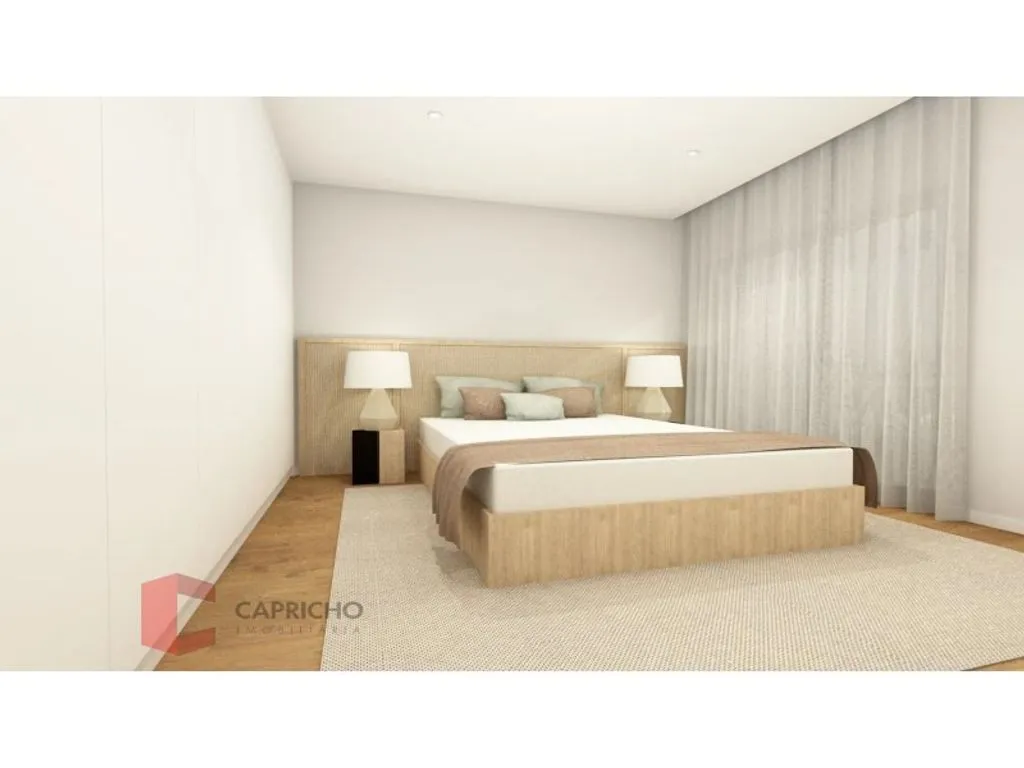 Duplex Flat with 130m² Terrace in Camarate