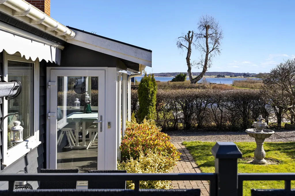 Terrazza - Cottage with Fjord View in Bognæs