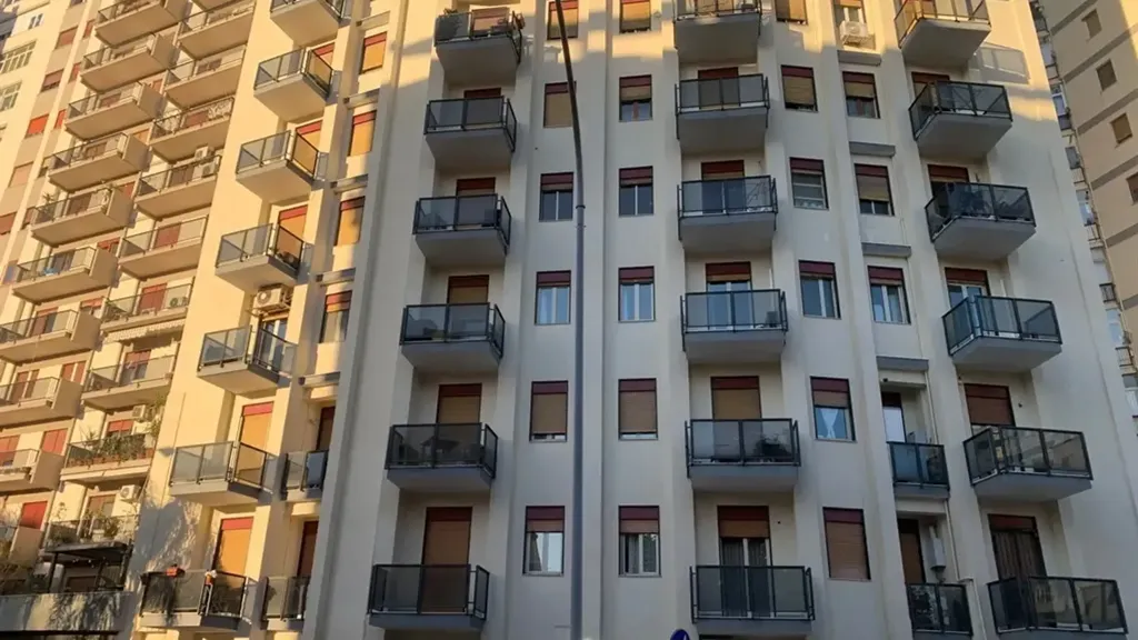 Välivaade - Furnished Flat with Balcony in Palermo