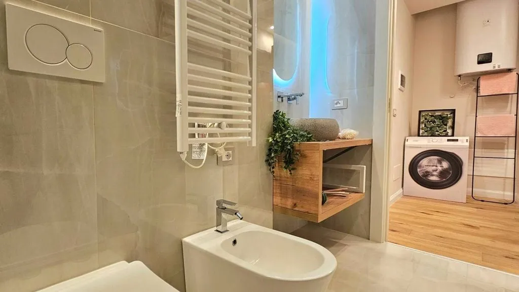 Vannitoad - Luxury Flat with Balcony in Milan