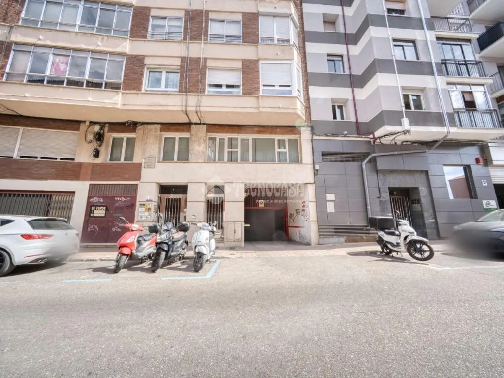 Extérieur - Garage Space in Parquesol - Paseo Zorrilla - Centre