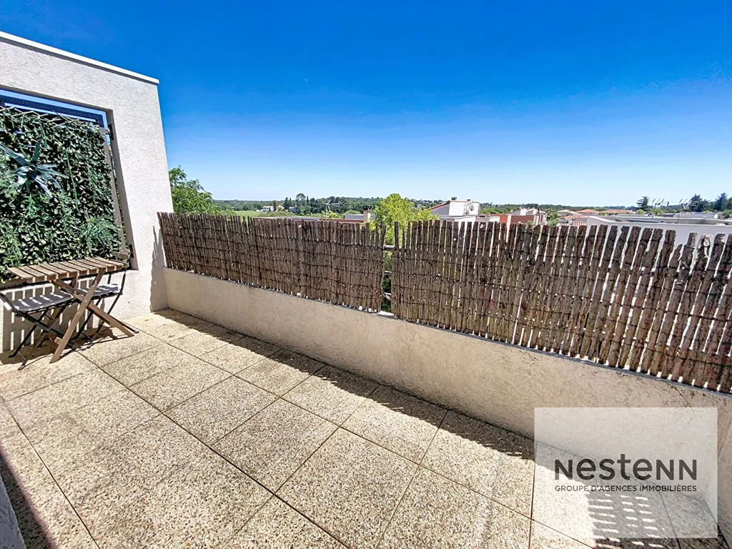 Balcone - 2-Bed Flat with Terrace in Jacou