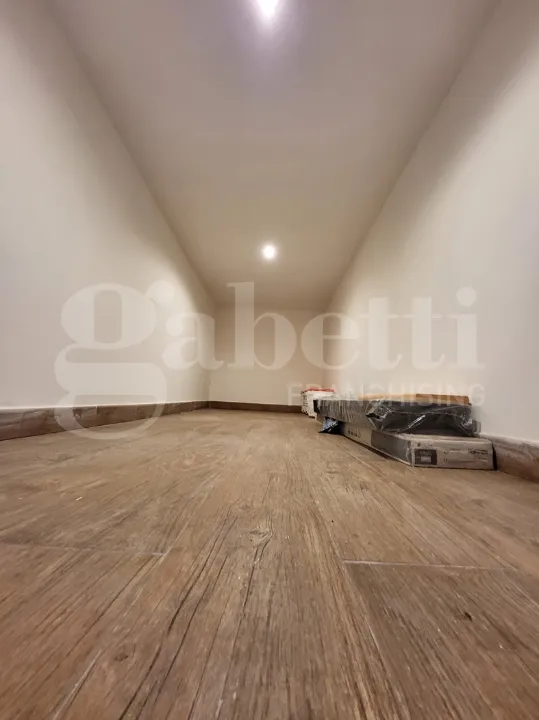 Pièces - Fully Furnished Apartment in Bagnoli, Naples