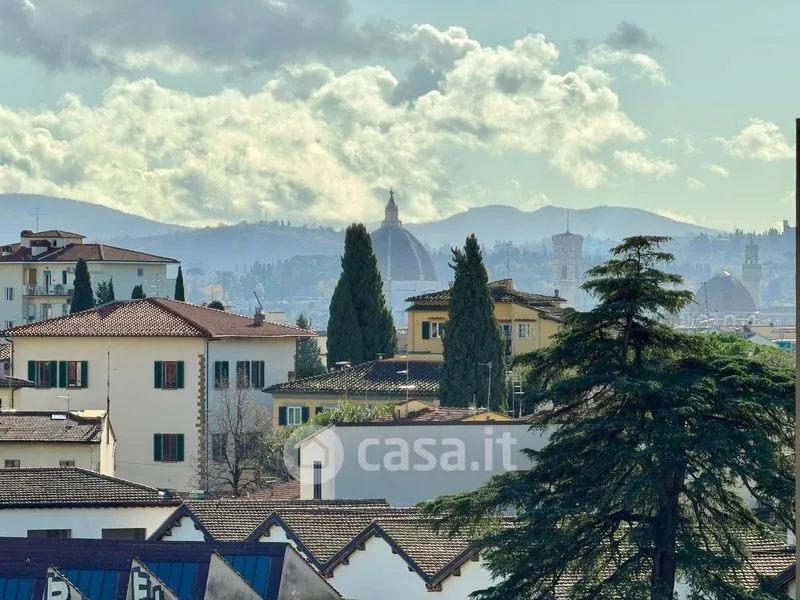 Five-Bedroom Apartment with Terrace in Florence