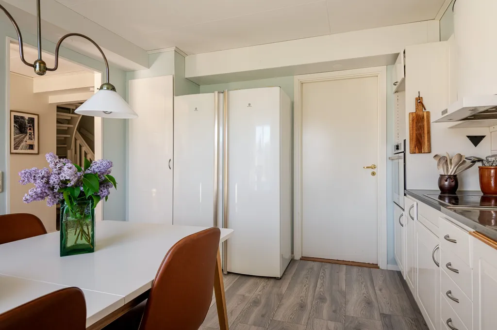 Söögituba - Apartment with Balcony in Mantorp